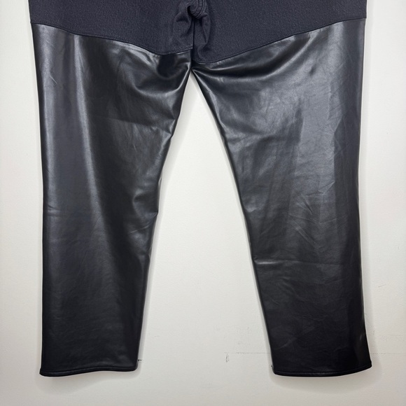 Abercrombie & Fitch Black Straight Leg Jeans - Picture 6 of 8